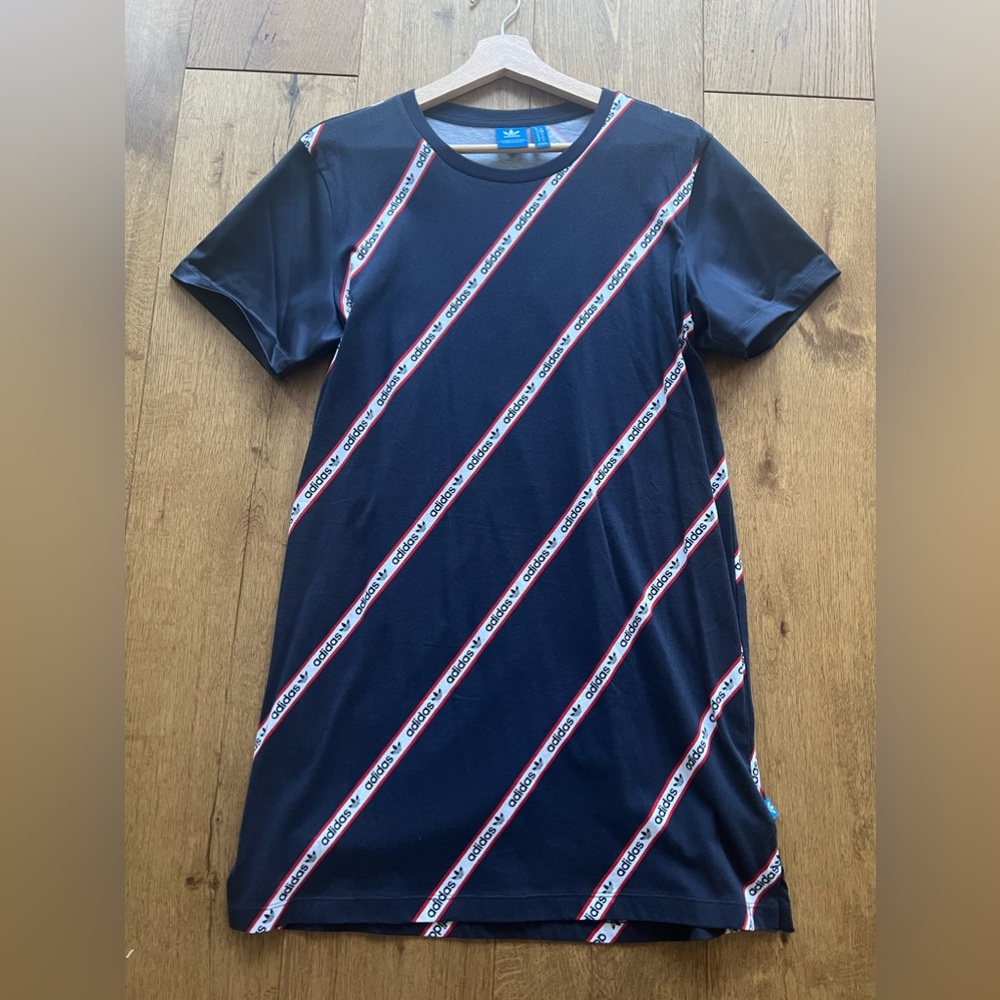 Adidas NWOT size S